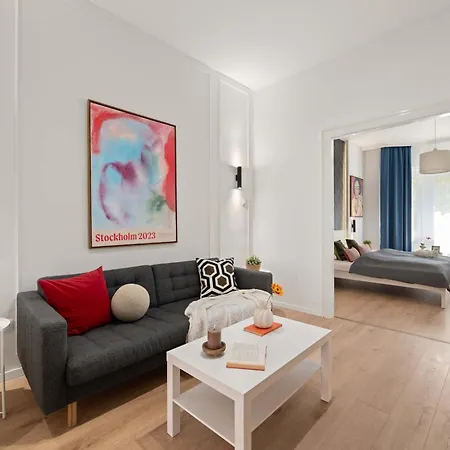 Chic 2br Loft Steps From Great Synagogue Apartment *